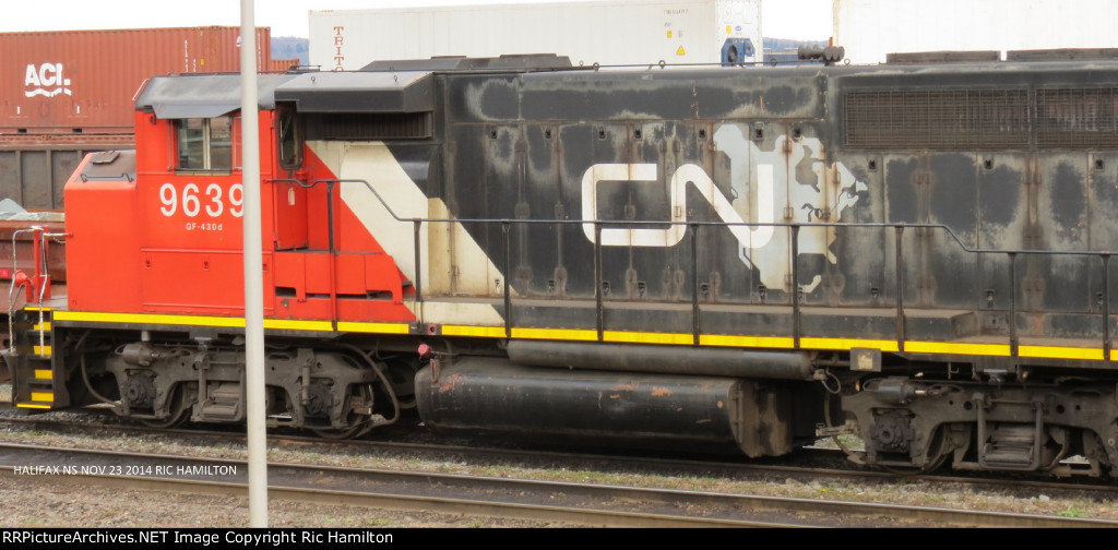 CN 9639